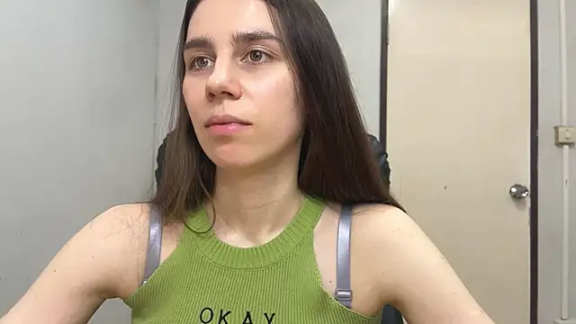 SassyJessi online show from February 12, 7:23 am