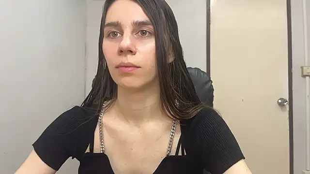 SassyJessi online show from March 8, 3:50 am