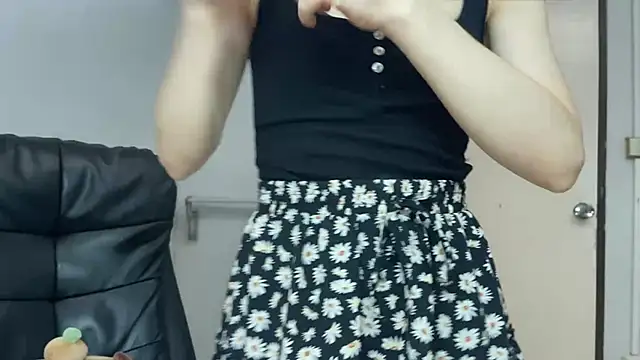 SassyJessi online show from May 9, 4:06 am