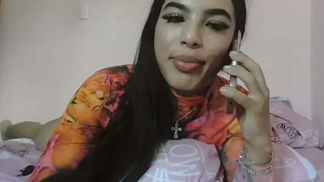 Snapshot of Samys_World chatting on January 19, 7:26 pm Samys World online show from January 19, 7:26 pm