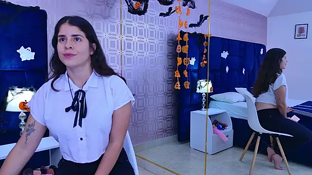 LexaDeRusso online show from November 1, 7:49 pm