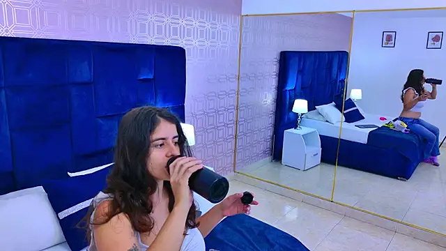 LexaDeRusso online show from May 22, 12:33 pm