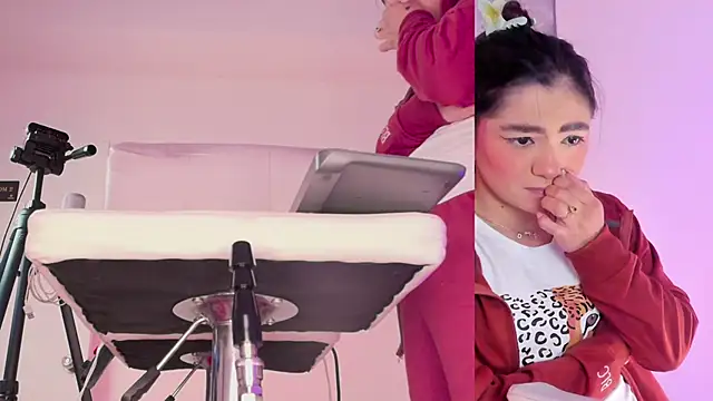 Angelst   online show from October 12, 6:45 am