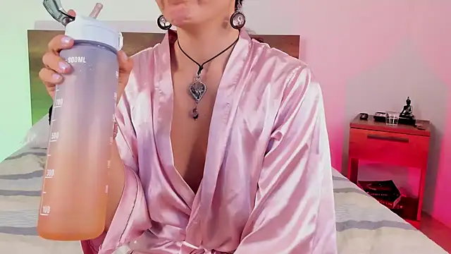 YenniferCurly online show from January 30, 12:27 pm