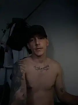 Snapshot of ElSexyPerson chatting on November 2, 6:38 am ElSexyPerson online show from November 2, 6:38 am