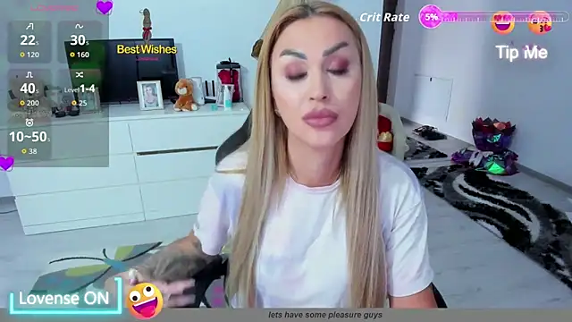 Snapshot of GlossyDiamondX chatting on September 11, 5:40 am GlossyDiamondX online show from September 11, 5:40 am