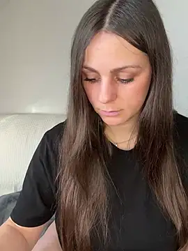 Loella-Rose online show from January 15, 8:41 am