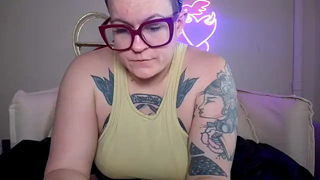 quinnmariexo online show from February 2, 6:28 pm