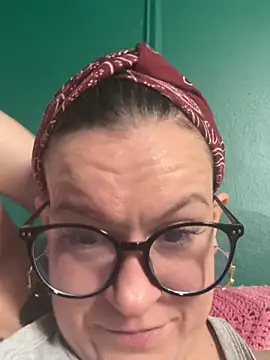 quinnmariexo online show from May 11, 2:45 pm