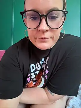 quinnmariexo online show from May 12, 6:38 pm