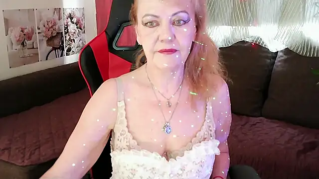 Liset Monro online show from July 1, 6:15 am