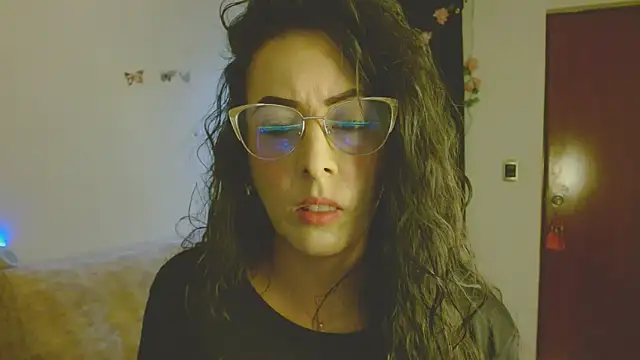 ella peck online show from May 16, 7:45 pm