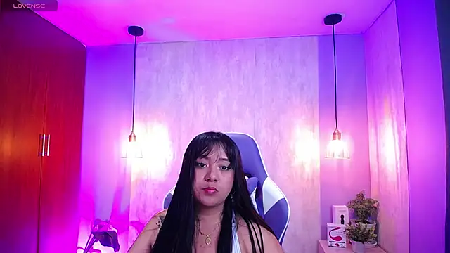 Snapshot of danny_goddess chatting on March 19, 3:09 am danny goddess online show from March 19, 3:09 am