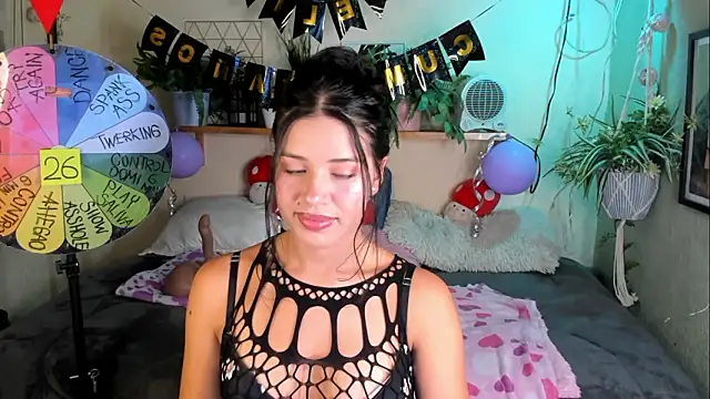 Snapshot of MiaaRose chatting on March 7, 3:47 am MiaaRose online show from March 7, 3:47 am