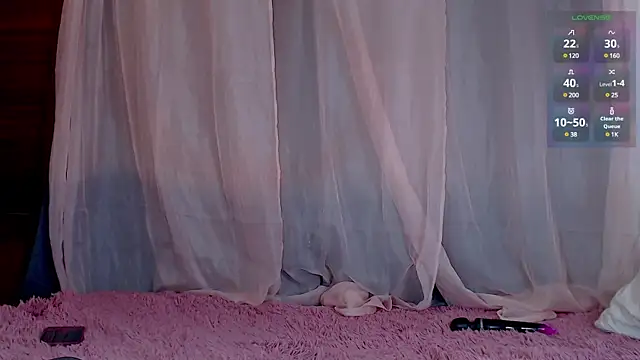 lanaturner  online show from February 15, 9:38 am