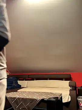 czruz online show from October 3, 8:28 pm