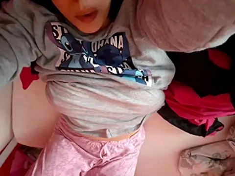 czruz online show from November 26, 9:43 am