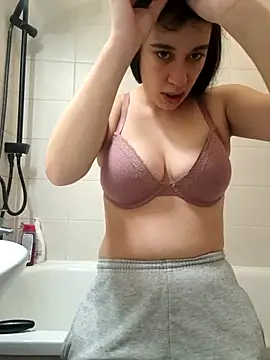 czruz online show from February 13, 9:49 am