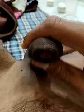 hot boy 0 0 online show from February 11, 5:29 pm