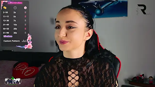 Snapshot of KatherineRyder chatting on December 2, 4:42 am KatherineRyder online show from December 2, 4:42 am