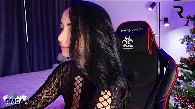 Snapshot of KatherineRyder chatting on December 16, 7:26 am KatherineRyder online show from December 16, 7:26 am