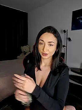 Snapshot of KatherineRyder chatting on January 17, 4:04 pm KatherineRyder online show from January 17, 4:04 pm