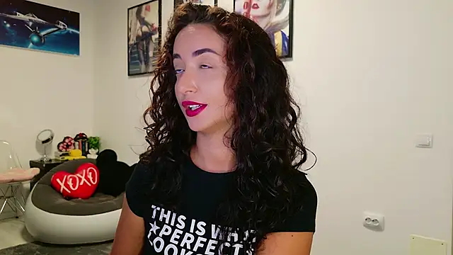 Snapshot of KatherineRyder chatting on September 11, 4:51 pm KatherineRyder online show from September 11, 4:51 pm