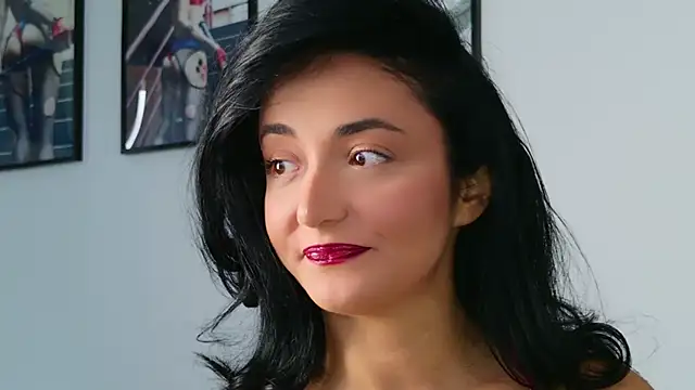 Snapshot of KatherineRyder chatting on October 2, 8:32 am KatherineRyder online show from October 2, 8:32 am