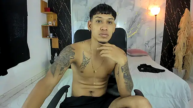 Snapshot of slim_master12 chatting on May 24, 7:19 pm slim master12 online show from May 24, 7:19 pm