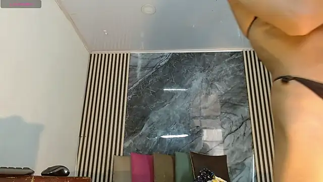 PriscilaRainbow online show from January 18, 9:34 pm