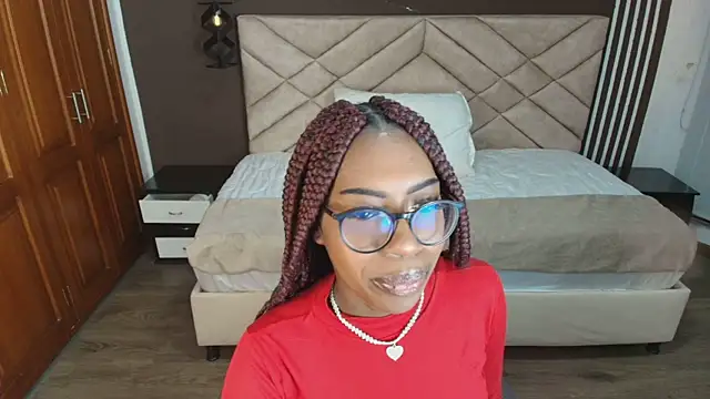 Raquel jones online show from January 12, 11:50 am