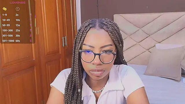 Raquel jones online show from November 9, 11:41 am