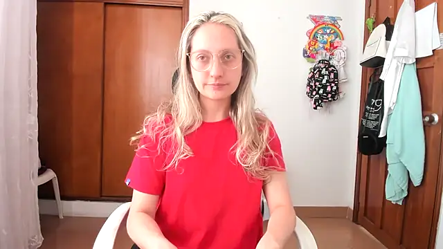 Adele johnsonn1 online show from November 18, 3:27 pm