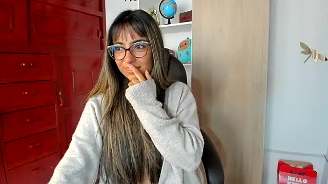 Isabellaa22 1 online show from April 29, 5:30 pm