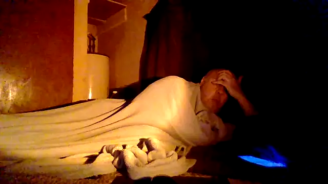 Nightshade7712 online show from December 21, 2:57 pm