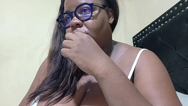 Snapshot of TatianaSantodomingo chatting on April 18, 11:03 am TatianaSantodomingo online show from April 18, 11:03 am
