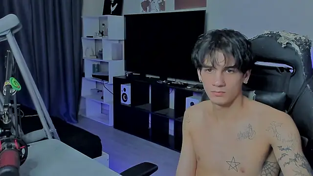 MarkBrowniii online show from September 21, 5:03 pm