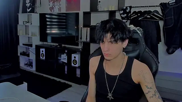 MarkBrowniii online show from February 18, 12:01 pm