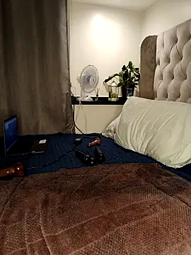 Nattybae09 online show from March 25, 7:53 pm