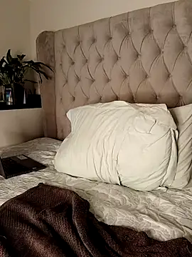 Nattybae09 online show from April 29, 5:30 pm