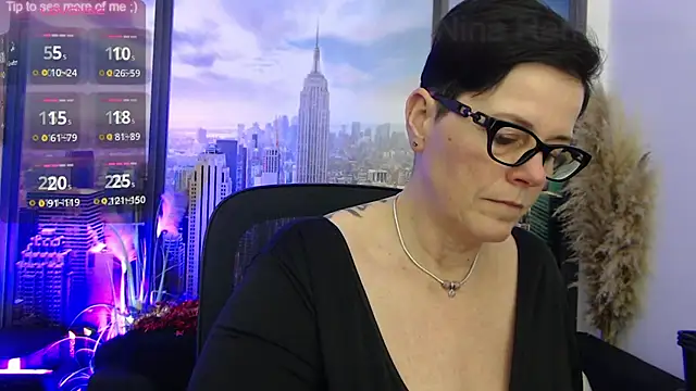 ninarandmann online show from February 14, 6:19 pm