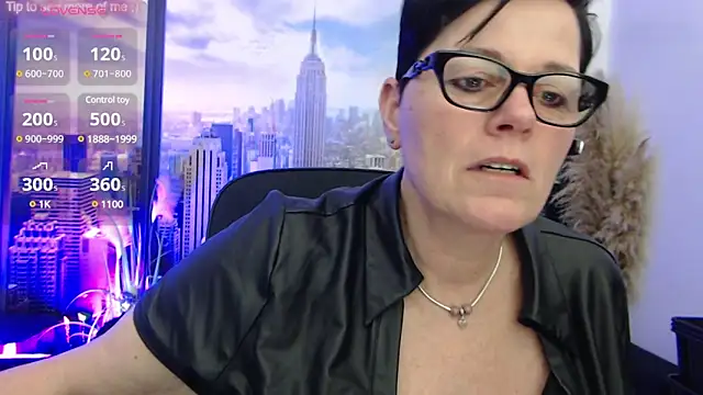 ninarandmann online show from March 6, 6:26 pm