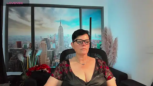 ninarandmann online show from October 14, 5:14 pm