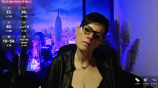ninarandmann online show from May 6, 3:50 pm