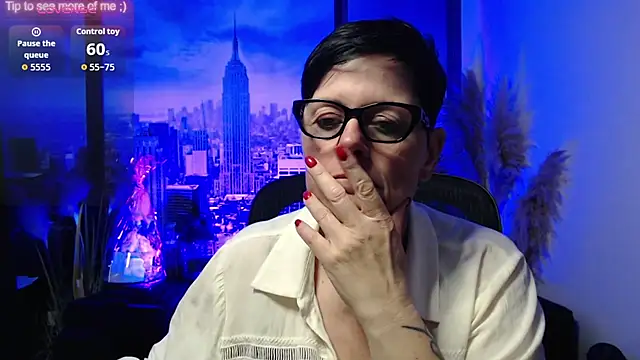 ninarandmann online show from May 8, 7:52 pm