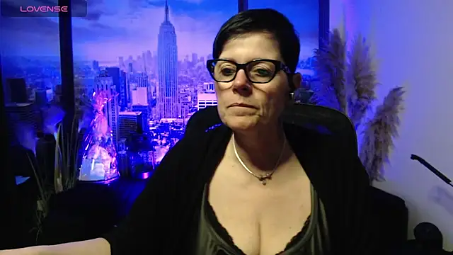 ninarandmann online show from May 11, 2:34 pm