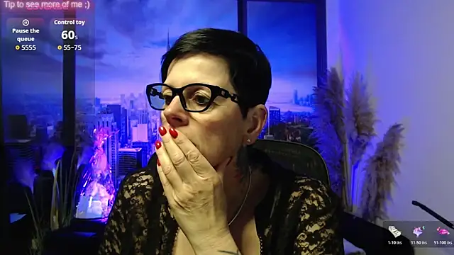 ninarandmann online show from May 12, 1:19 pm