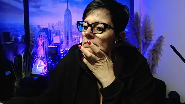 ninarandmann online show from May 17, 4:14 pm