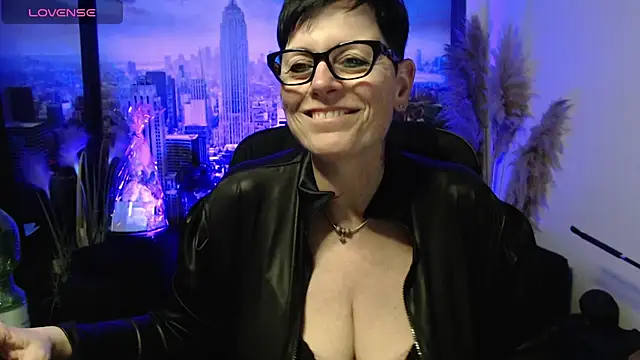 ninarandmann online show from May 19, 2:01 pm