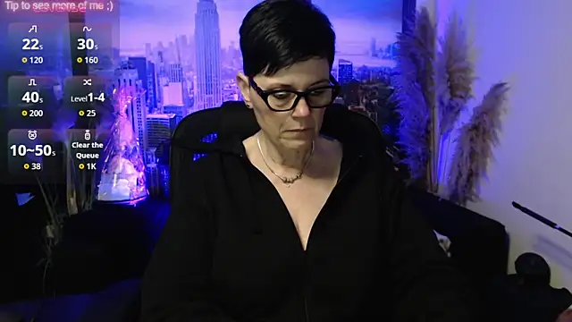 ninarandmann online show from May 21, 1:51 pm